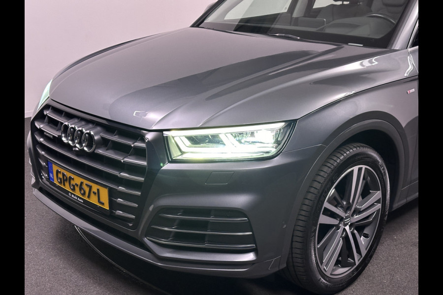 Audi Q5 55 TFSI e quattro S Line Plug In Hybrid 367pk PHEV | Luchtvering | Panodak | Trekhaak af Fabriek | 360 Camera | Head Up | 20 "L.M | Apple Carplay |