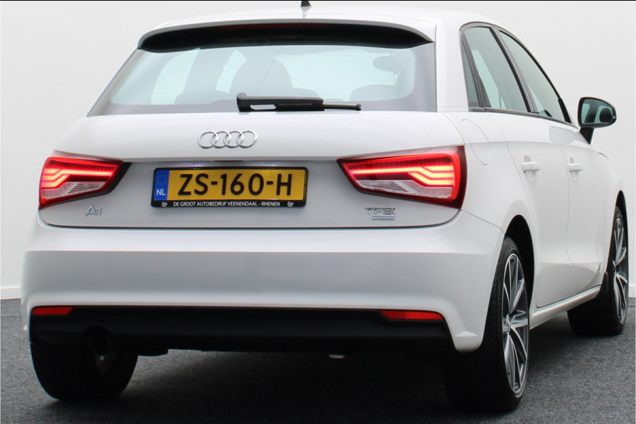 Audi A1 Sportback 1.0 TFSI Sport Pro Line Climate, Cruise, Bi-Xenon, Bluetooth, Stoelverwarming, 17''