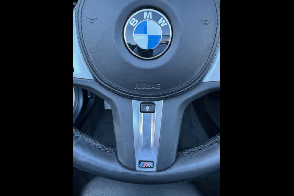 BMW Z4 Roadster sDrive20i High Executive M-sport M-sport , 19" 255 V 275 A , Harman-Kardon , Sportuitlaatsysteem , BMW LED light , Stuur&stoelverwarming , Sfeerverlichting , PTS voor en achter