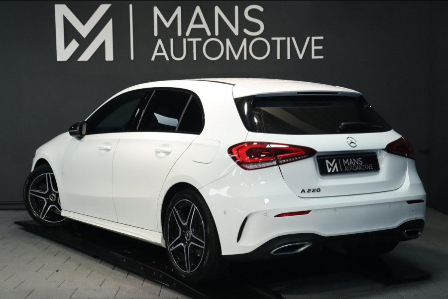 Mercedes-Benz A-Klasse A 220 AMG Line / DODEHOEK / ALCANTARA / CAMERA / 18''