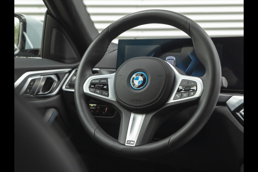 BMW i4 eDrive40 M-Sport - Parking Ass - Stoelverwarming - LED - Hifi