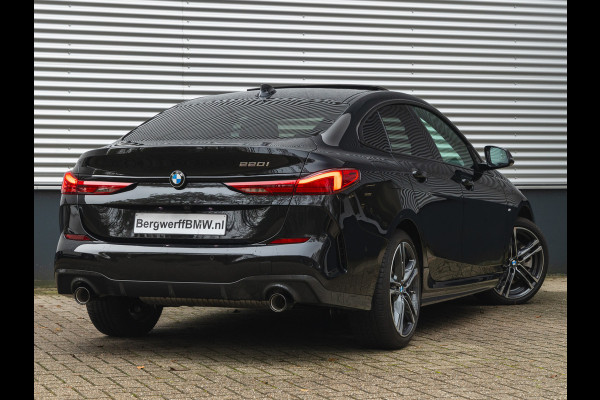 BMW 2 Serie Gran Coupé 220i - M-Sport - Pano - Live Cockpit Prof - Hifi - Camera