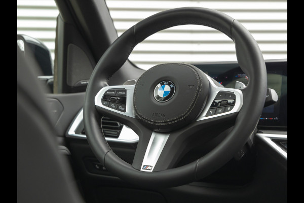 BMW X5 xDrive40i M-Sport - 7-Zits - Pano - Trekhaak - Driving Ass Prof - Comfortzetels