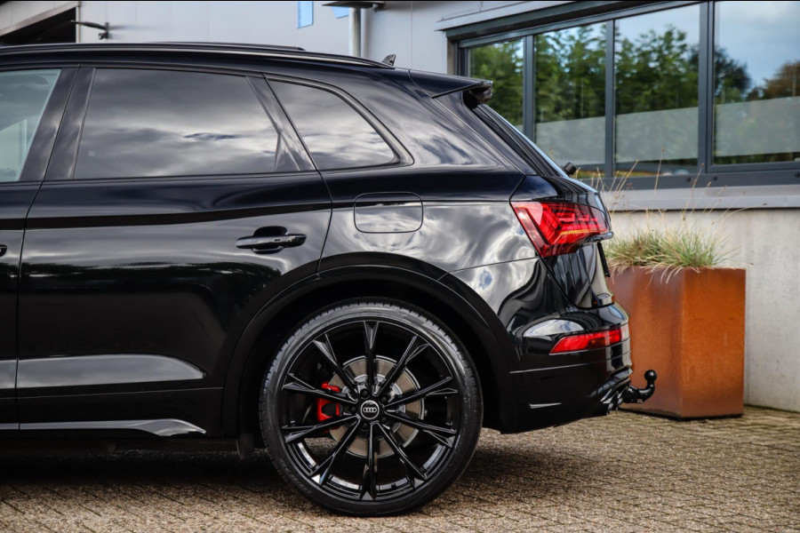 Audi Q5 55 TFSI e Quattro Competition S Edition S-Line 367pk Automaat|Luchtvering|Panoramadak|Virtual Cockpit|OLED Matrix|Trekhaak