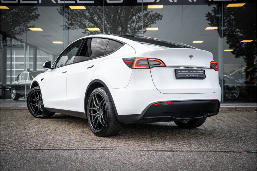 Tesla Model Y Long Range AWD 75 kWh - Autopilot - 12% bijtelling!