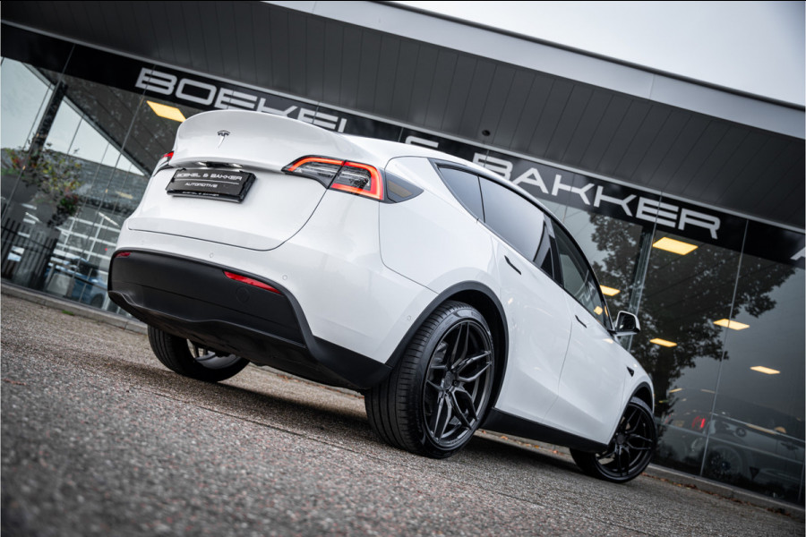 Tesla Model Y Long Range AWD 75 kWh - Autopilot - 12% bijtelling!