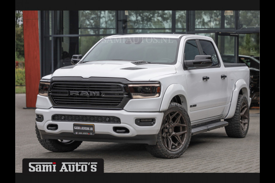 Dodge Ram 1500 HULK | ALL-IN PRIJS | 5.7 V8 HEMI 4x4 | LARAMIE NIGHT EDITION | PRIJS MET LPG EN GARANTIE EN DIKKE WIELEN EN WIDEBODY | DUBBELE CABINE | 5 PERSOONS | VOORRAAD NR 2015 - 4725 | DIRECT BESCHIKBAAR |