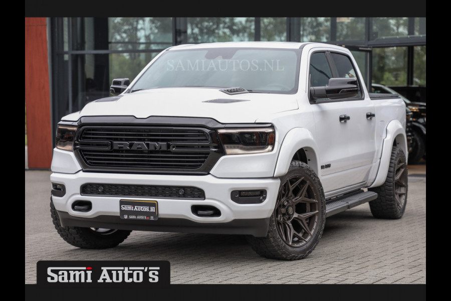 Dodge Ram 1500 HULK | ALL-IN PRIJS | 5.7 V8 HEMI 4x4 | LARAMIE NIGHT EDITION | PRIJS MET LPG EN GARANTIE EN DIKKE WIELEN EN WIDEBODY | DUBBELE CABINE | 5 PERSOONS | VOORRAAD NR 2015 - 4725 | DIRECT BESCHIKBAAR |