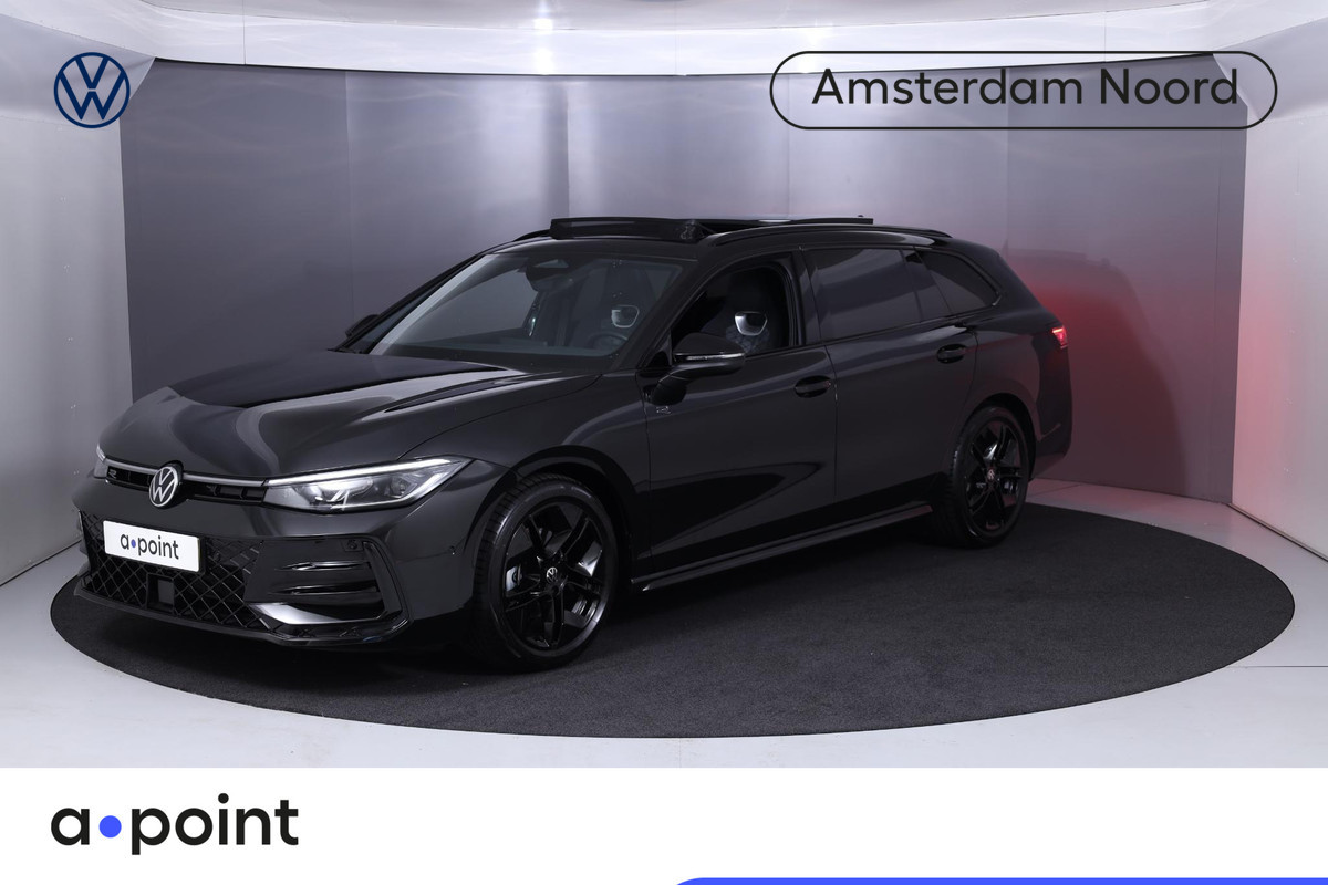 Volkswagen Passat Variant 1.5 eTSI R-Line Business 150 pk Automaat (DSG) | Verlengde garantie | Navigatie | Panoramadak | Elektr. trekhaak | Parkeersensoren (Park assist) | Black Style pakket |