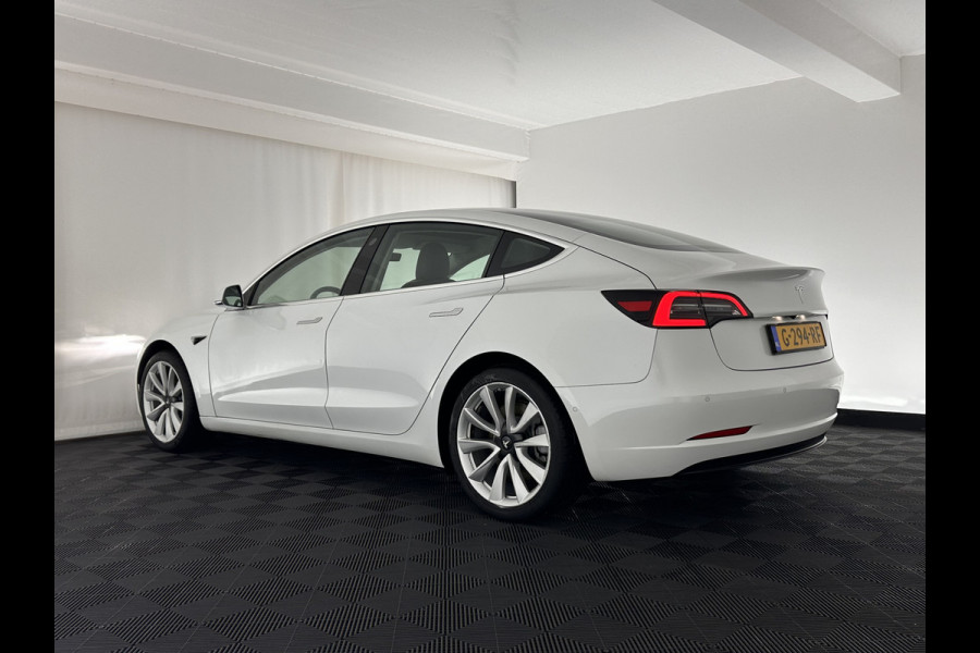 Tesla Model 3 Standard RWD Plus 60 kWh [ 3-Fase ] (INCL-BTW) Aut. *PANO | AUTO-PILOT | NAPPA-LEATHER | KEYLESS | FULL-LED | MEMORY-PACK | SURROUND-VIEW | DAB | APP-CONNECT | DIGI-COCKPIT | LANE-ASSIST | COMFORT-SEATS | 19"ALU*