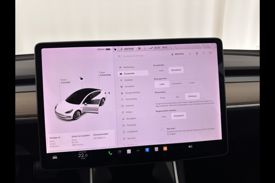 Tesla Model 3 Standard RWD Plus 60 kWh [ 3-Fase ] (INCL-BTW) Aut. *PANO | AUTO-PILOT | NAPPA-LEATHER | KEYLESS | FULL-LED | MEMORY-PACK | SURROUND-VIEW | DAB | APP-CONNECT | DIGI-COCKPIT | LANE-ASSIST | COMFORT-SEATS | 19"ALU*