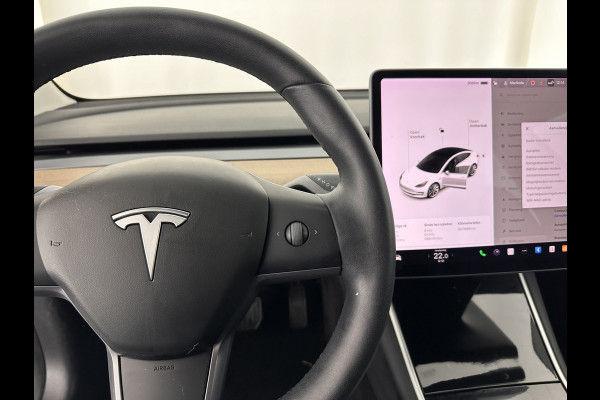 Tesla Model 3 Standard RWD Plus 60 kWh [ 3-Fase ] (INCL-BTW) Aut. *PANO | AUTO-PILOT | NAPPA-LEATHER | KEYLESS | FULL-LED | MEMORY-PACK | SURROUND-VIEW | DAB | APP-CONNECT | DIGI-COCKPIT | LANE-ASSIST | COMFORT-SEATS | 19"ALU*