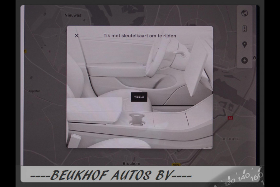 Tesla Model 3 Standard RWD Plus 60 kWh Trekhaak Cam Panorama