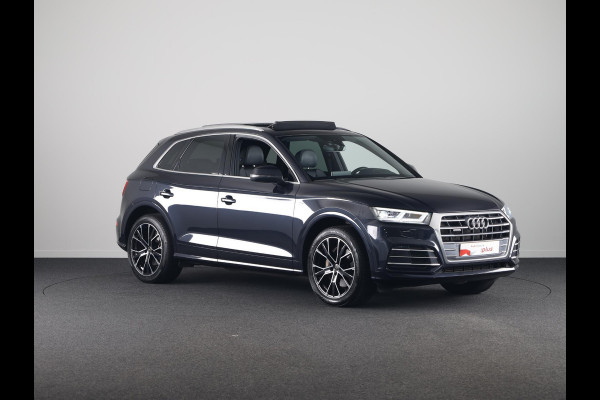 Audi Q5 50 TFSI e quattro S edition 299pk Plug in Hybrid | Panoramadak | Luchtvering | Parkeercamara | Full map Navigatie | Stoelverwarming |