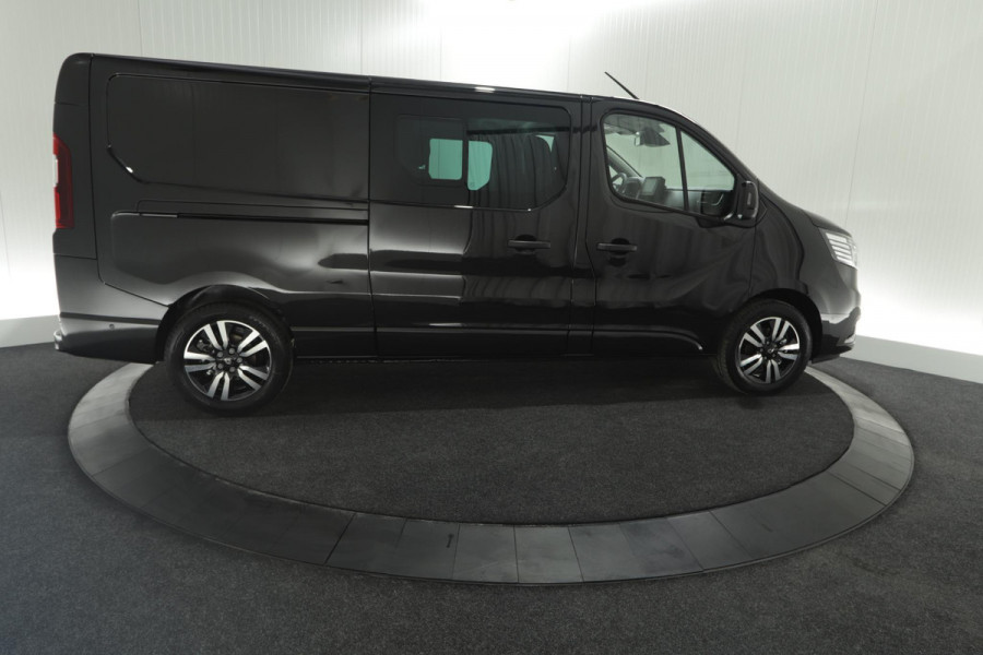 Renault Trafic 2.0 Blue dCi EDC 170 T29 L2H1 Extra DC | Direct Leverbaar | Camera | Navigatie | Climate Control | Dubbele Cabine