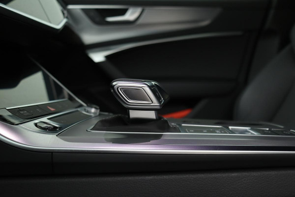 Audi A6 50 TFSIe quattro S edition | Stoelverwarming | Matrix LED | Sportstoelen | Carplay | DAB | Half leder | Memory | S-line