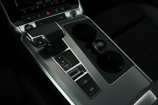 Audi A6 50 TFSIe quattro S edition | Stoelverwarming | Matrix LED | Sportstoelen | Carplay | DAB | Half leder | Memory | S-line