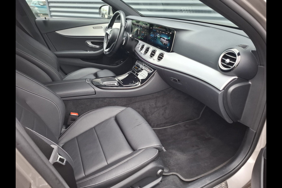 Mercedes-Benz E-Klasse Estate 300 e Plug in Hybrid PHEV | Lederen Sportstoelen Verwarmd | Burmester | Adaptive Cruise | Widescreen Navi | Head Up | Sfeerverlichting | Navigatie | Apple Carplay | Camera |