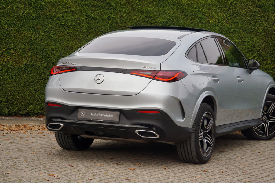 Mercedes-Benz GLC Coupé GLC 300 e 4M AMG Line Coupé | Pano Trekhaak Distronic Memory 360 Camera