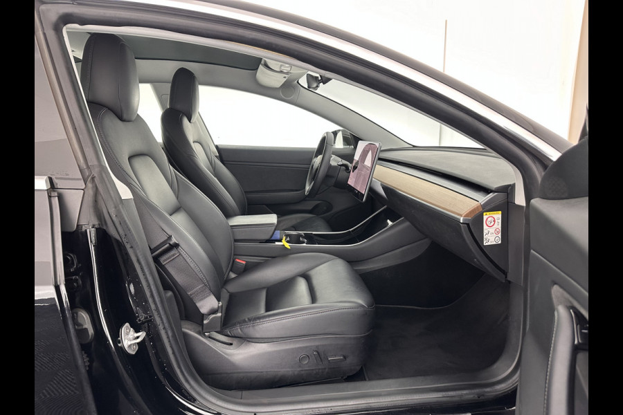 Tesla Model 3 Standard RWD Plus 60 kWh [ 3-Fase ] (INCL-BTW) Aut. *PANO | AUTO-PILOT | NAPPA-LEATHER | KEYLESS | FULL-LED | MEMORY-PACK | SURROUND-VIEW | DAB | APP-CONNECT | DIGI-COCKPIT | LANE-ASSIST | COMFORT-SEATS | 19"ALU*