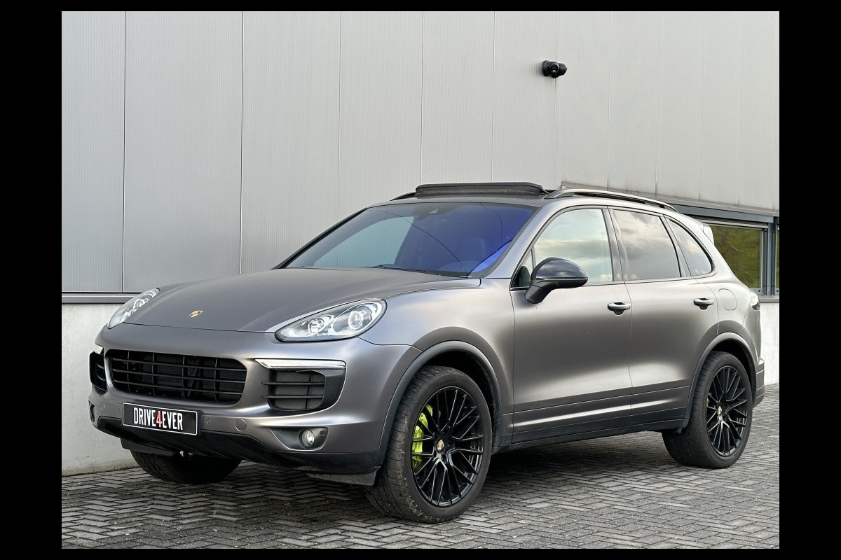 Porsche Cayenne 3.0 S E-Hybrid Pl Ed FULL MATT GREY PANO NAVI CR CONTROL