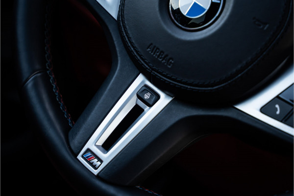 BMW X6 M Competition - Carbon | Panorama | B&W | Stoelkoeling & Massage