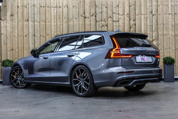 Volvo V60 2.0 T8 AWD Polestar Engineered *Pano*B&W*360 Camera*Trekhaak*