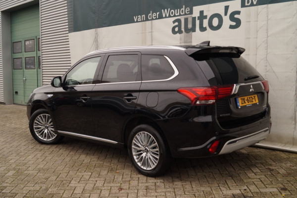 Mitsubishi Outlander 2.4 PHEV Intense+ -S.DAK-ECC-CAM-NAVI-PDC-