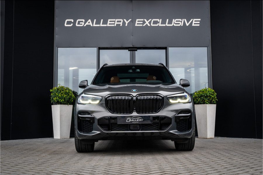 BMW X5 xDrive30d High Executive - Grijs kent. l M-Sport | Panorama | Memory | ACC | HUD