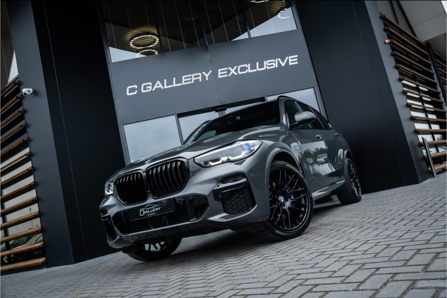 BMW X5 xDrive30d High Executive - Grijs kent. l M-Sport | Panorama | Memory | ACC | HUD