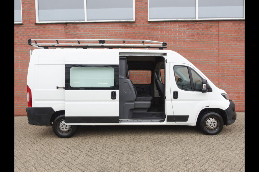 Peugeot Boxer 2.0 BlueHDI L3H2 Dubbele cabine Airco Navi Trekhaak Imperiaal Trap