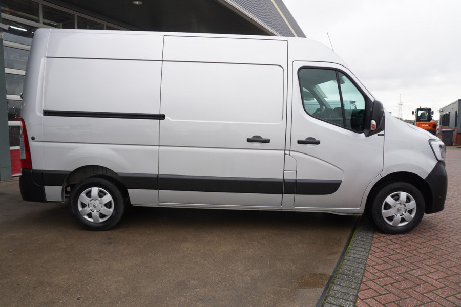 Renault Master T35 2.3 dCi 150PK L2H2 Energy Schuifdeur links en rechts Nr. V053 | Climate | Navi | Cruise | Blis