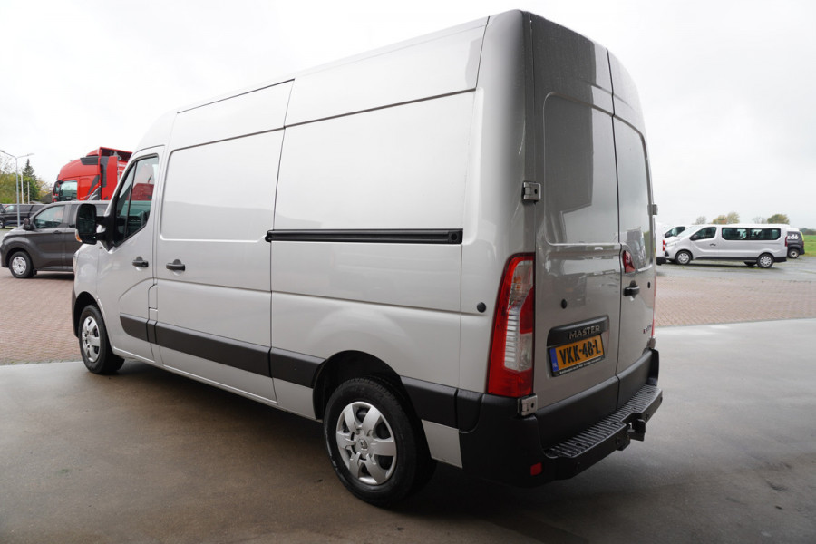 Renault Master T35 2.3 dCi 150PK L2H2 Energy Schuifdeur links en rechts Nr. V053 | Climate | Navi | Cruise | Blis