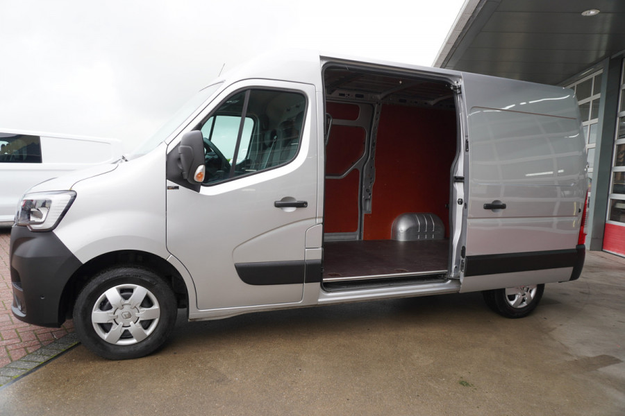 Renault Master T35 2.3 dCi 150PK L2H2 Energy Schuifdeur links en rechts Nr. V053 | Climate | Navi | Cruise | Blis