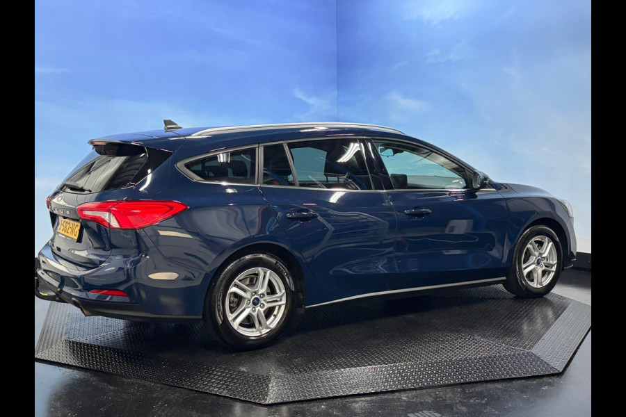 Ford FOCUS Wagon 1.0 EcoBoost Trend Edition Business Airco | Cruise | Navi | Camera | Trekhaak