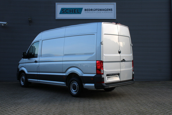 Volkswagen Crafter 30 2.0 TDI L3H3 140pk - Navigatie - DAB - Geveerde Stoel - Camera - Carplay - Rijklaar