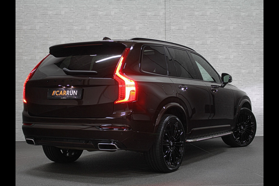 Volvo XC90 2.0 T8 AWD R-Design | 360 View | ACC | Massage | Panorama | Stoelventilatie | Harman-Kardon | Head-Up | Keyless-Entry | Alcantara-Hemel | Pilot-Assist | Stuurverwarming | 4-Zone Clima | Stoelverwarming V+A | Leder Zwart | Autom. Parkeren | Standkachel | Zonwering | Draadloos Laden | Carplay | Treeplanken |