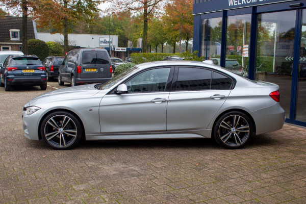 BMW 3 Serie 318i Corporate Lease Executive | Prijs rijklaar incl. 12 mnd garantie | M-pakket Lmv Navi Pdc Bluetooth Cruise Clima