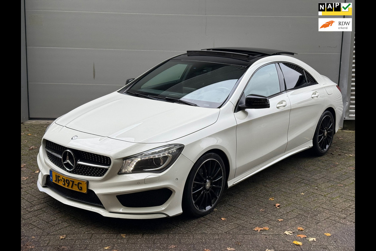 Mercedes-Benz CLA-Klasse 180 Ambition AMG l Pano l Xenon l Night Pakket l Automaat l Volledig Dealer onderhouden l