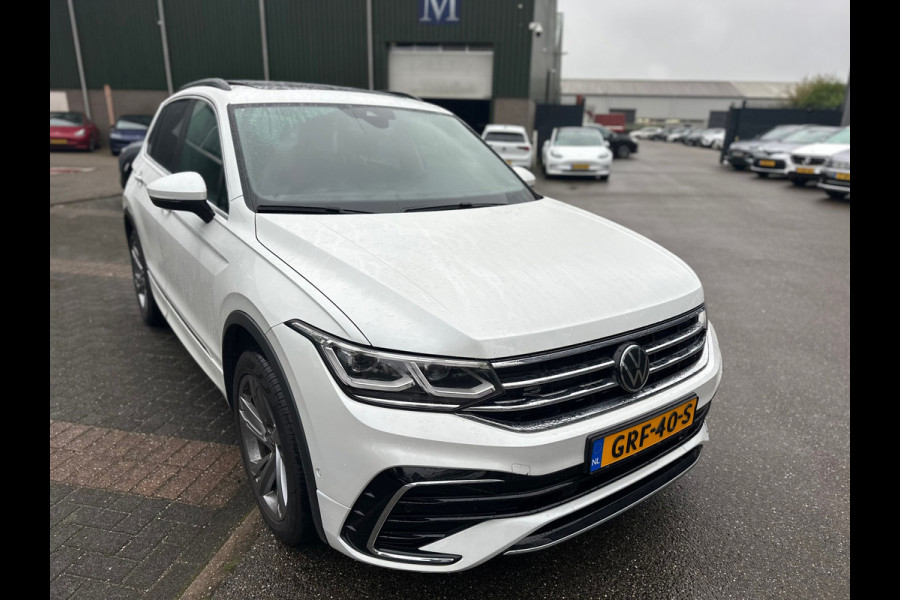 Volkswagen Tiguan 1.4 TSI eHybrid R-Line | PANO | KEYLESS | STOEL + STUURVERWARMING | RIJKLAARPRIJS INCL. 12 MND. BOVAGGARANTIE