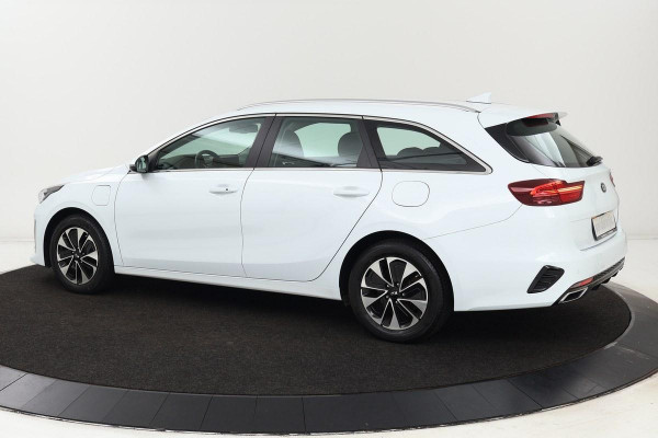 Kia Ceed 1.6 GDI PHEV DynamicPlusLine | Carplay | Stoel & Stuurverwarming | Adaptive Cruise | Camera | Navigatie | Full LED