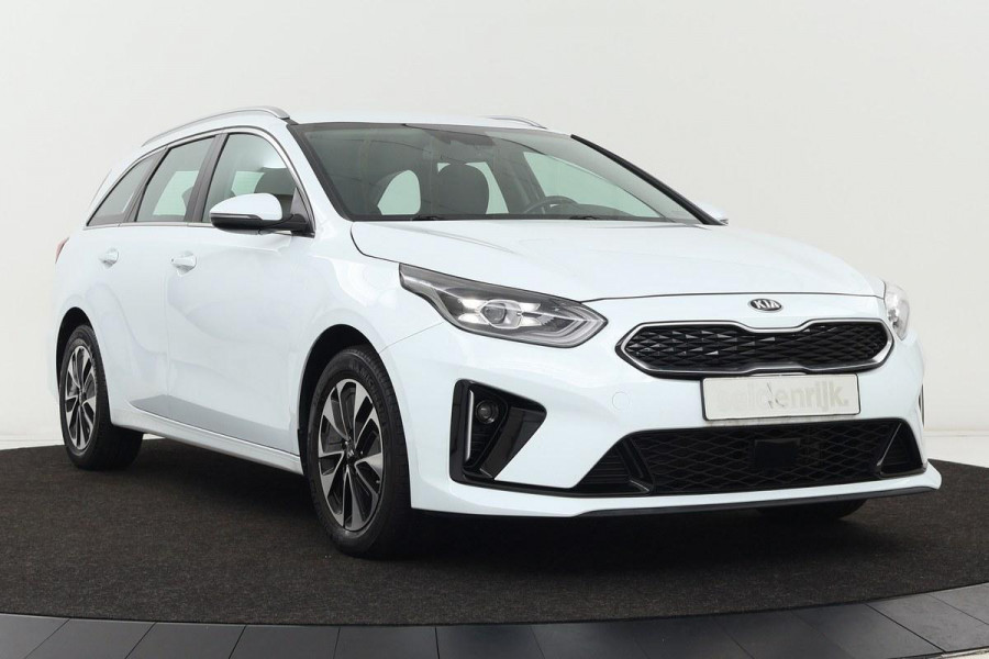 Kia Ceed 1.6 GDI PHEV DynamicPlusLine | Carplay | Stoel & Stuurverwarming | Adaptive Cruise | Camera | Navigatie | Full LED