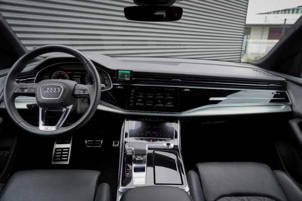 Audi Q8 60 TFSI e quattro Competition / Pano / Massage / HUD / Stoelkoeling / Trekhaak