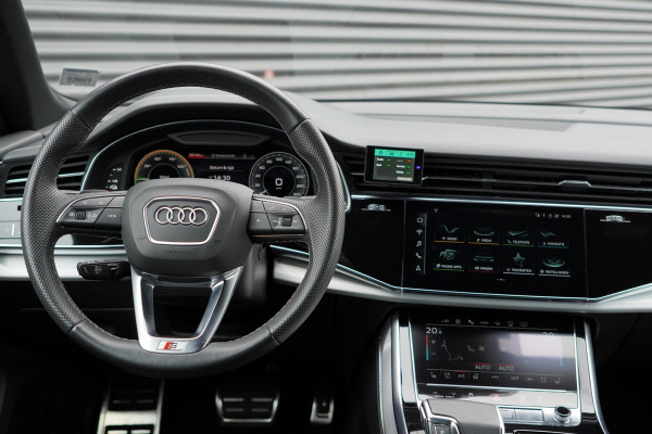 Audi Q8 60 TFSI e quattro Competition / Pano / Massage / HUD / Stoelkoeling / Trekhaak