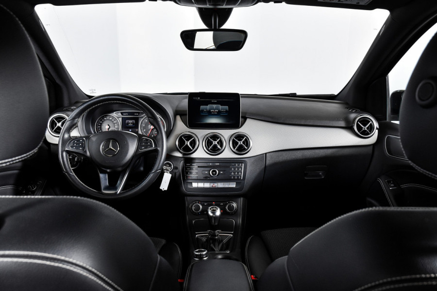 Mercedes-Benz B-Klasse 180 120 PK Ambition | Cruise | PDC | NAV | Airco | Trekhaak | LM 18" |