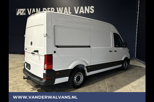 Volkswagen Crafter 2.0 TDI 140pk L3H3 L2H2 Euro6 Airco | 3000kg Trekhaak | Camera | Leder stuurwiel adaptieve cruisecontrol, stuurwielverwarming, chauffeursstoel, apple carplay, android auto