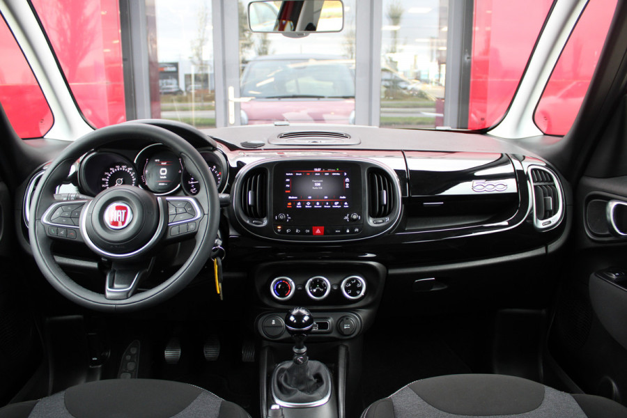 Fiat 500L TwinAir 105PK CityCross | Apple Carplay | Parkeersensoren achter | Navigatie