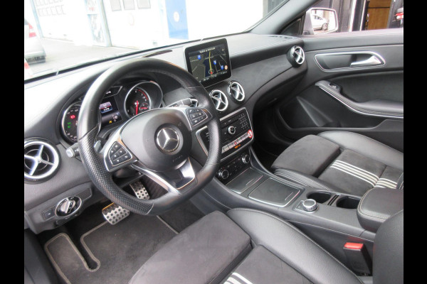 Mercedes-Benz CLA-Klasse Shooting Brake AMG Leer Navi Camera