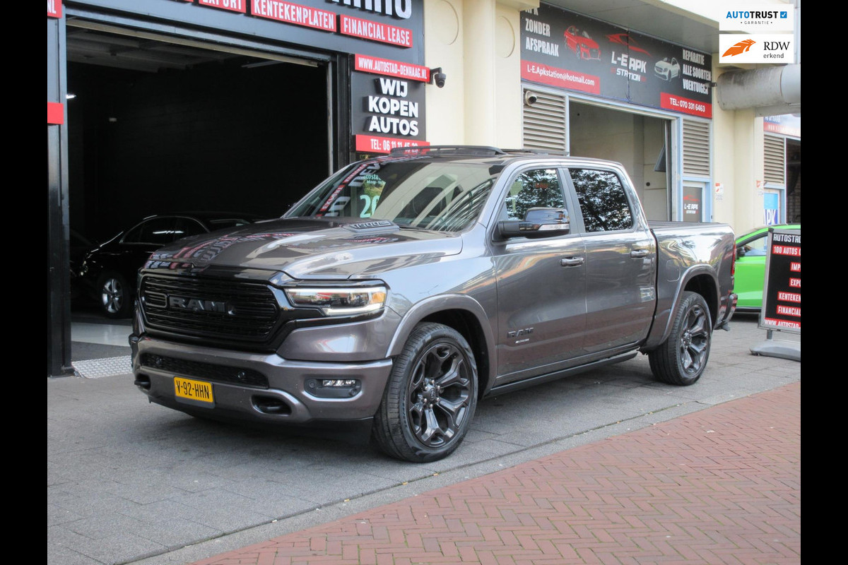 Dodge Ram 1500 5.7 V8 4x4 Crew Cab Limited Black Editon Pano