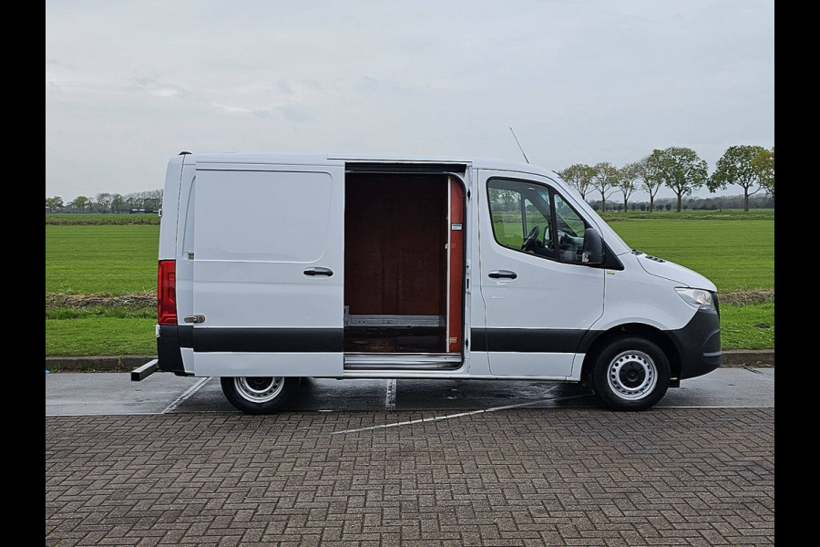 Mercedes-Benz Sprinter 314 2.2 CDI L1H1 Mbux + Navi Trekhaak Camera 143Pk Euro6 NAP Oh-Historie!